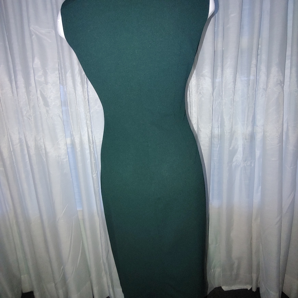 Calvin Klein dress.  Size 6 - Picture 6 of 8